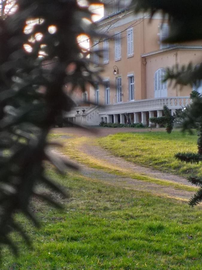 Domaine Berenguer Panzió Ouches Kültér fotó